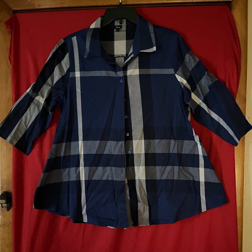 Women's Navy Plaid Button Down Shirt Stylish zipper down the back